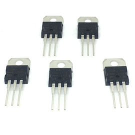 Uso industriale emittente-base di tensione 5V del triodo a semiconduttore TIP111